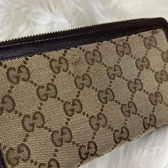 💯Authentic Gucci Zipped Long Wallet 🍀 - Picture 11 of 16